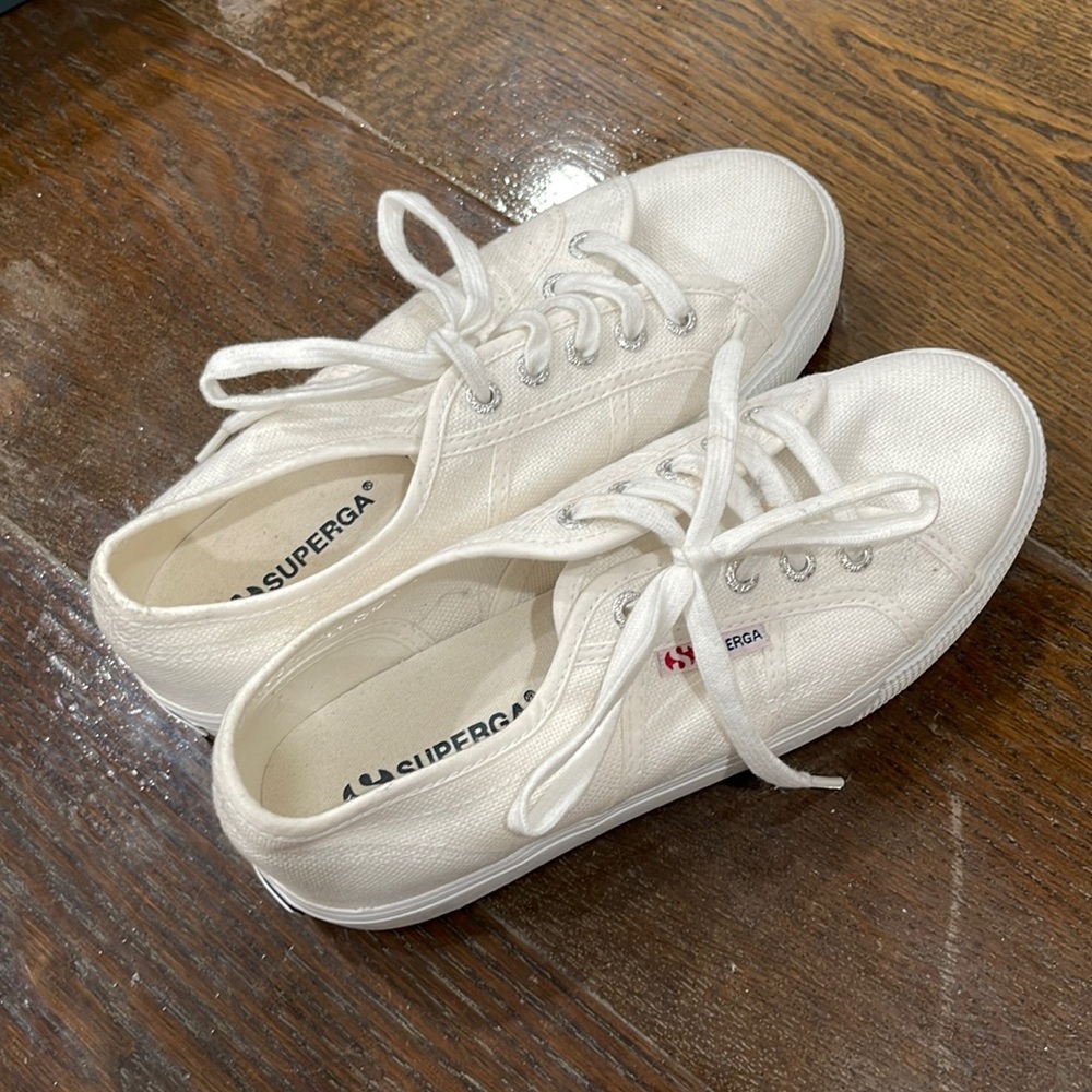 White platform Superga Sneakers Size EU 38 / US 7.5 Worn Once